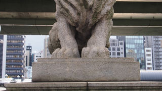 高架で目立たないのが残念