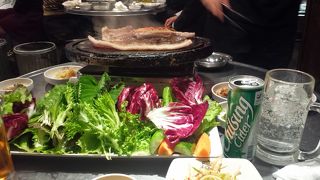 カリカリ豚肉が美味しい！