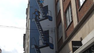 グラン・プラスから小便小僧へ向かって