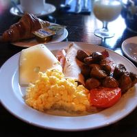 朝食その1。ブラウンマッシュルームが美味でした。