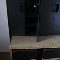 鍵がかかるロッカーがあります。