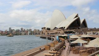 壮大な美しい建築物