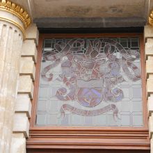 ドアの上の部分です