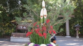 今なら、大きな門松が見られます♪