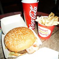 ファーストフードも食べられる