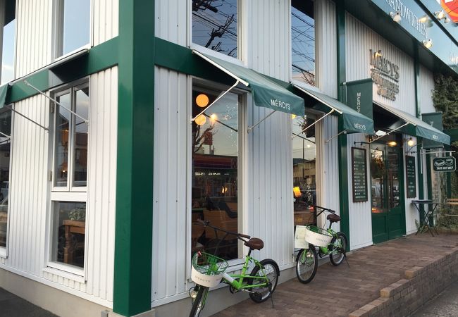 雑貨やイベントもあるサンドウィッチ&キャンドルカフェ