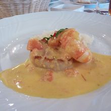 海老とホタテがぷりぷりでとても美味しいです