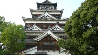 忠実に再現された天守閣