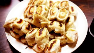 ディープ福岡！吉田類さんも通う老舗の餃子屋さん。