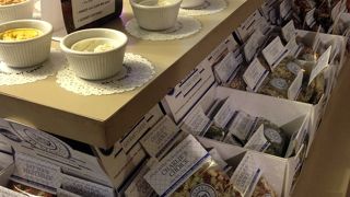 ブルーヘロン フレンチ チーズカンパニー