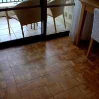 床のメンテが必要かと