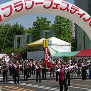 平和公園周りで行われたフラワーフェスティバルに行ってきました