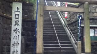 大橋ジャンクションの向かいにある神社