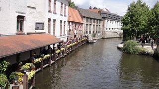 ブルージュの定番