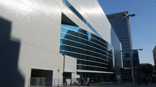 主にライブ・コンサート会場