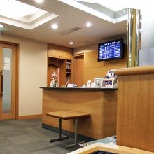 受付カウンター