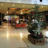 ロビーです。クリスマスです。