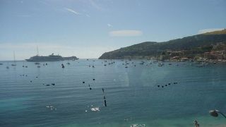 【ヴィルフランシュ・シュル・メール】美しい湾の町