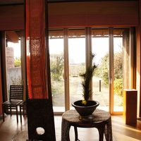 宿泊棟受付のロビー