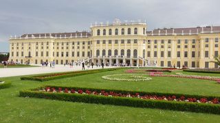 内部は必見です