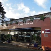 バス停目の前で便利