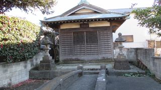 うっかりすると見落とします