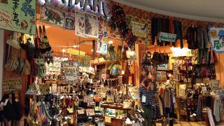 アジア雑貨がとっても可愛い☆服もオシャレ♪