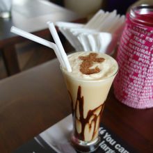 キャラメルアイスミルクティ