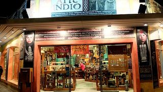 心配事や悩みを追い払ってくれる手作り人形（WORRY DOLLS）をお土産に？