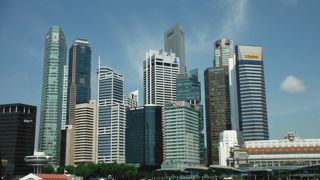 シンガポール経済を支える金融街!!夜景がとても綺麗です☆