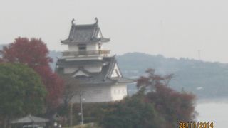 復元天守閣があります。