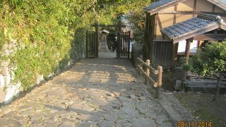 番所が置かれていた坂です。