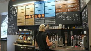 リトアニアにおけるスタバ的存在なオシャレコーヒー店