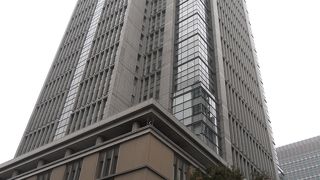 三菱地所のビル