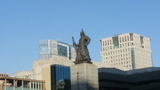 韓国の英雄です！