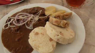 チェコビールとgoulashが旨い