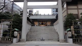 奥まったところにある