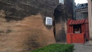 【旧城壁】小さな世界遺産、見逃しちゃダメよ