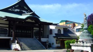 四谷山長善寺 （笹寺）　（曹洞宗、新宿区四谷4）