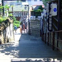 須賀神社　男坂