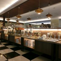 朝食ルーム、とにかく広い