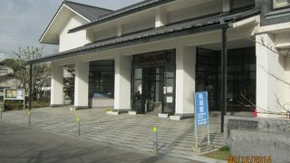 歴史資料館は小城藩邸址の様子がわかります。