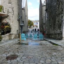 下のフランスの国旗が見えるところです