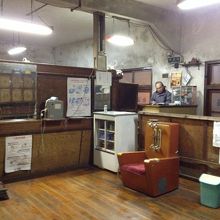 いかにも年代物です