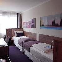 まさかの縦一列ベッド