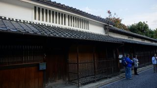 規模も比較的大きな建物