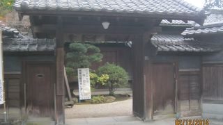 大正時代の実業家の家屋です。