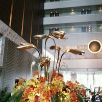 ロビー（吹き抜け）から上を見ました。