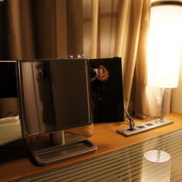 女性専用階のみにあるミラーのようです。