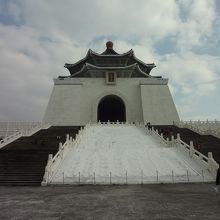 工事は遠目にはわかりませんでしたが...